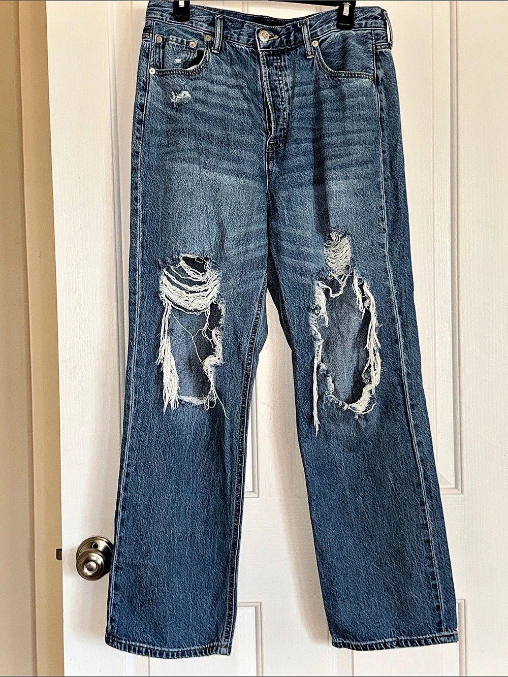 Aeropostale 90's Baggy Distressed Straight Leg Jeans Waist 12 Blue